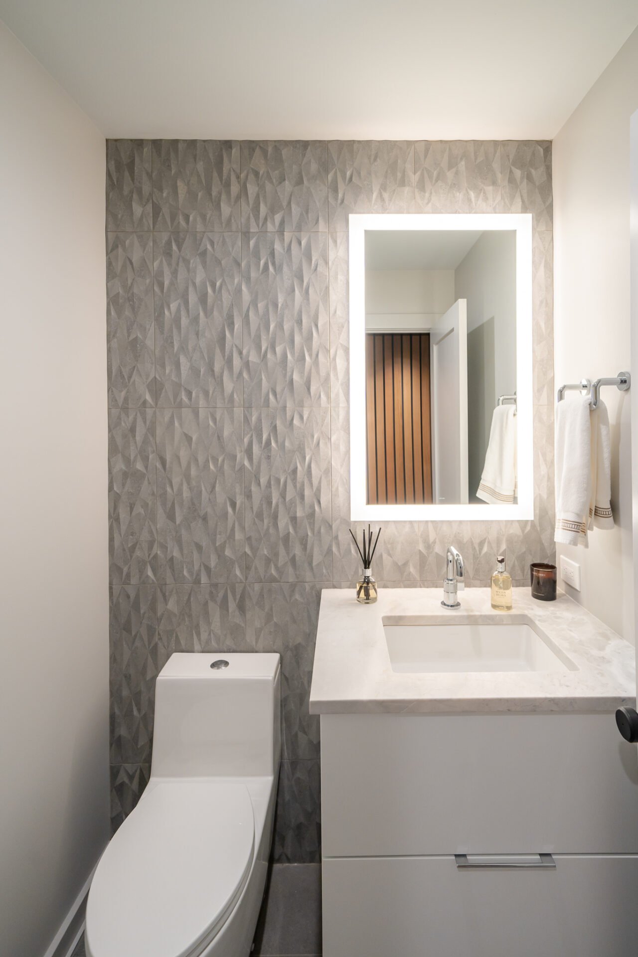 Leveling Up Your Bathroom Remodel with a Modern Bathroom Vanity 3 Bathroom tile walls with contemporary texture design - bathroom tiles