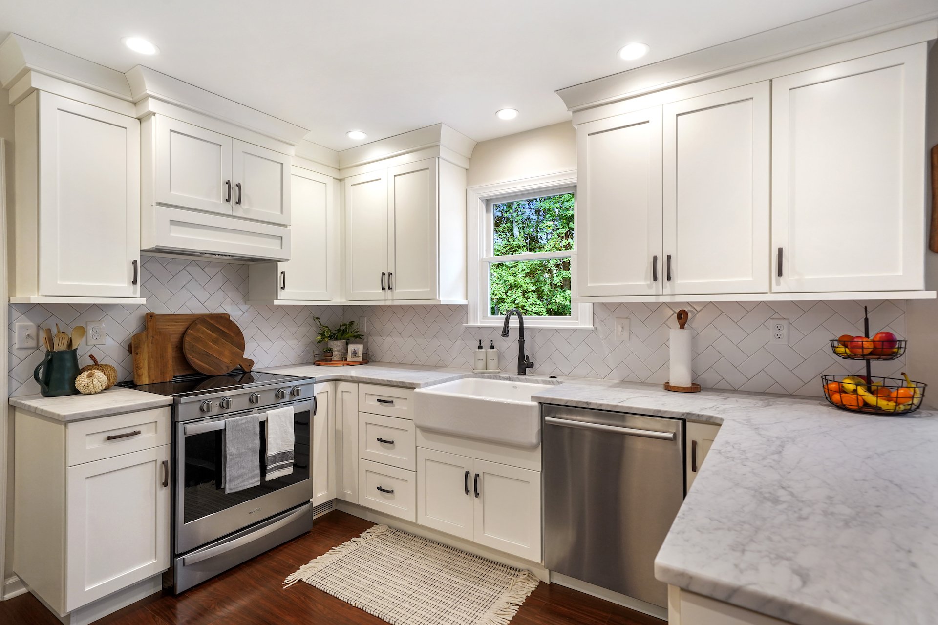 10 Kitchen Backsplash Tile Rules and When to Break Them 4 Kitchen backsplash tiles with a rectangular shape and herringbone pattern. https://www.hazleybuilders.com/services/kitchens/