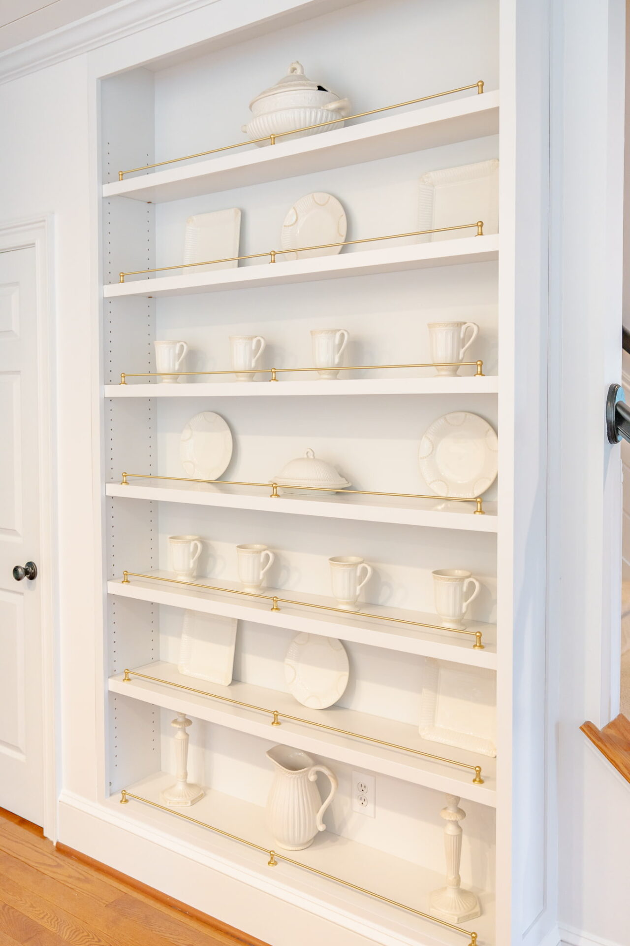 Niche Wall Open Shelf In A Kitchen