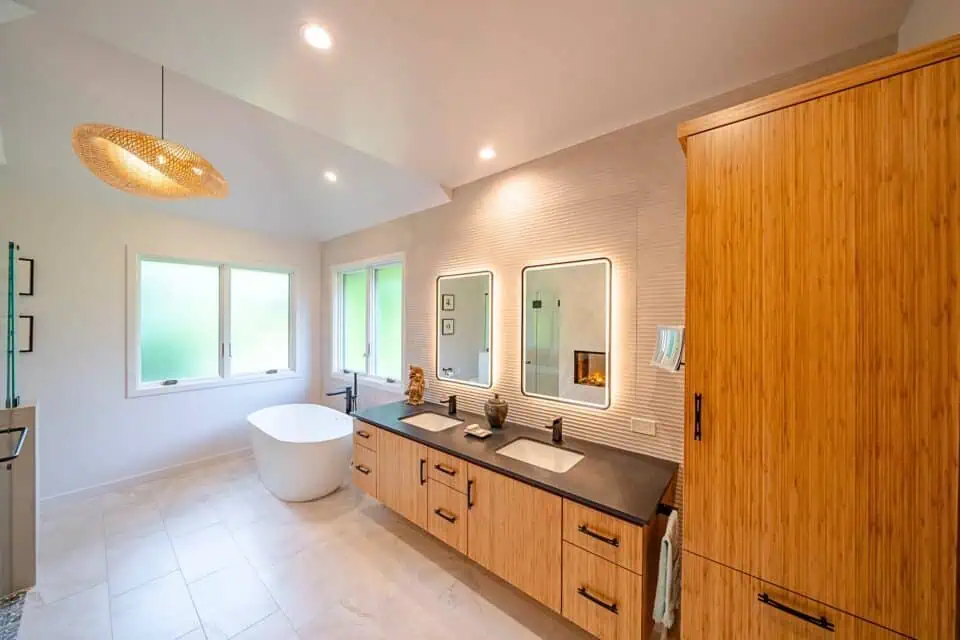 Smart bathroom with LED smart mirrors and bath